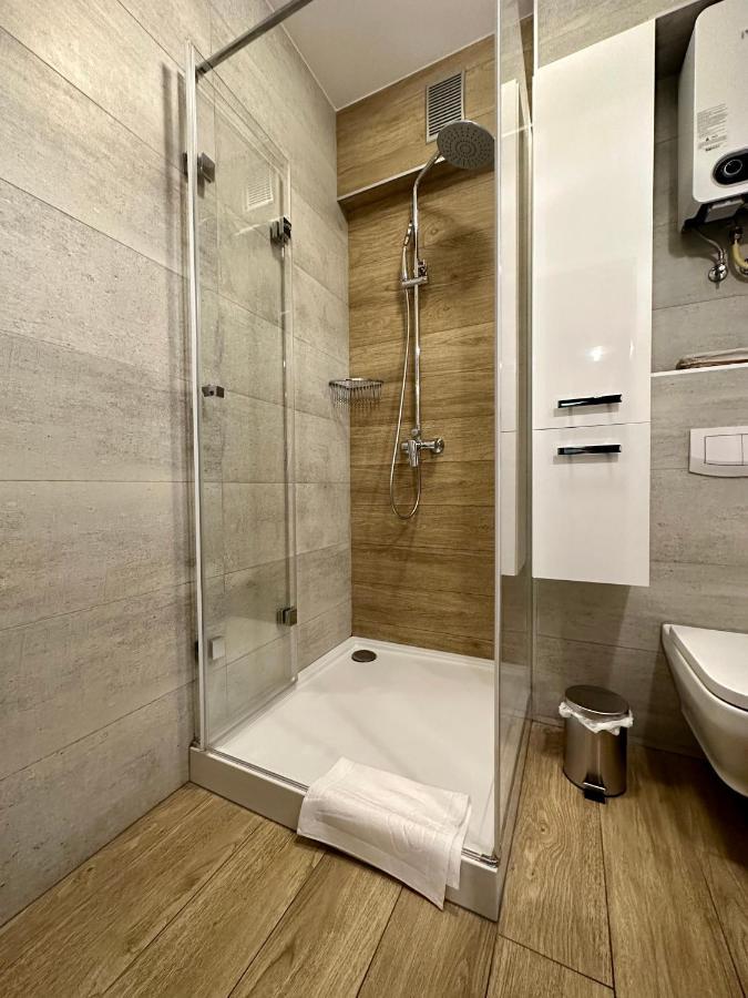Jazz Apartament Czestochowa Centrum 2-Bedroom Exterior photo